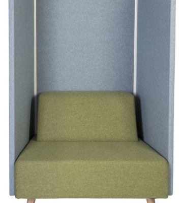 Moi-B1-hoge-wand-houten-poot-bewerkt-356x510