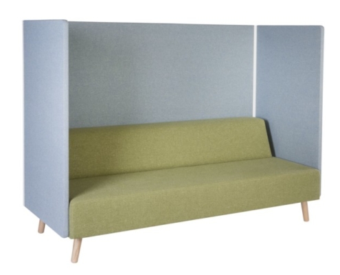 Moi-B3-hoge-wand-houten-poot-AB9V1287-674x510