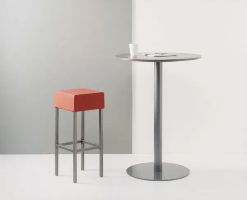 Sfeer-statafel-T60-rond-barkruk-Cubo-602x510